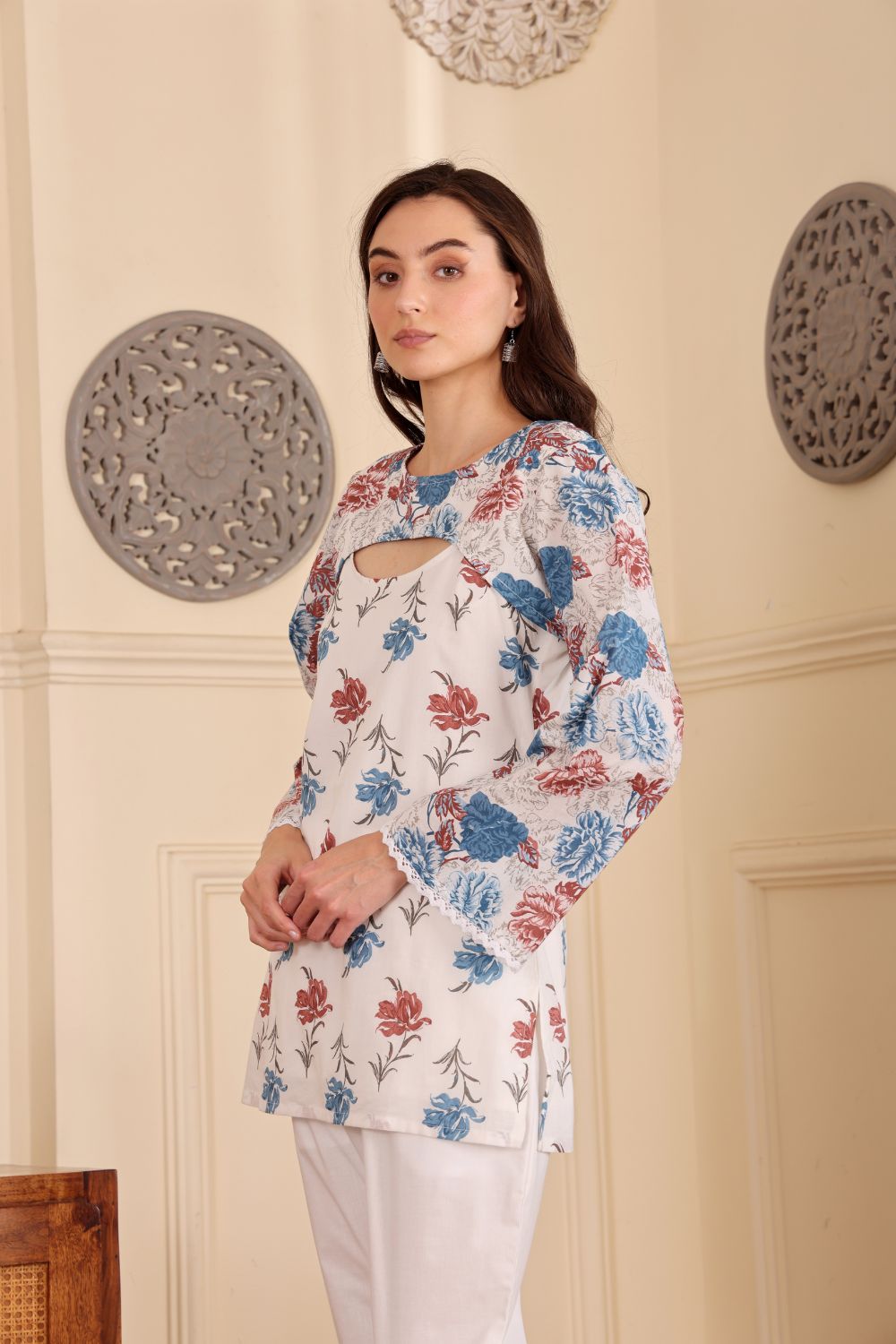 NATASHA KURTI
