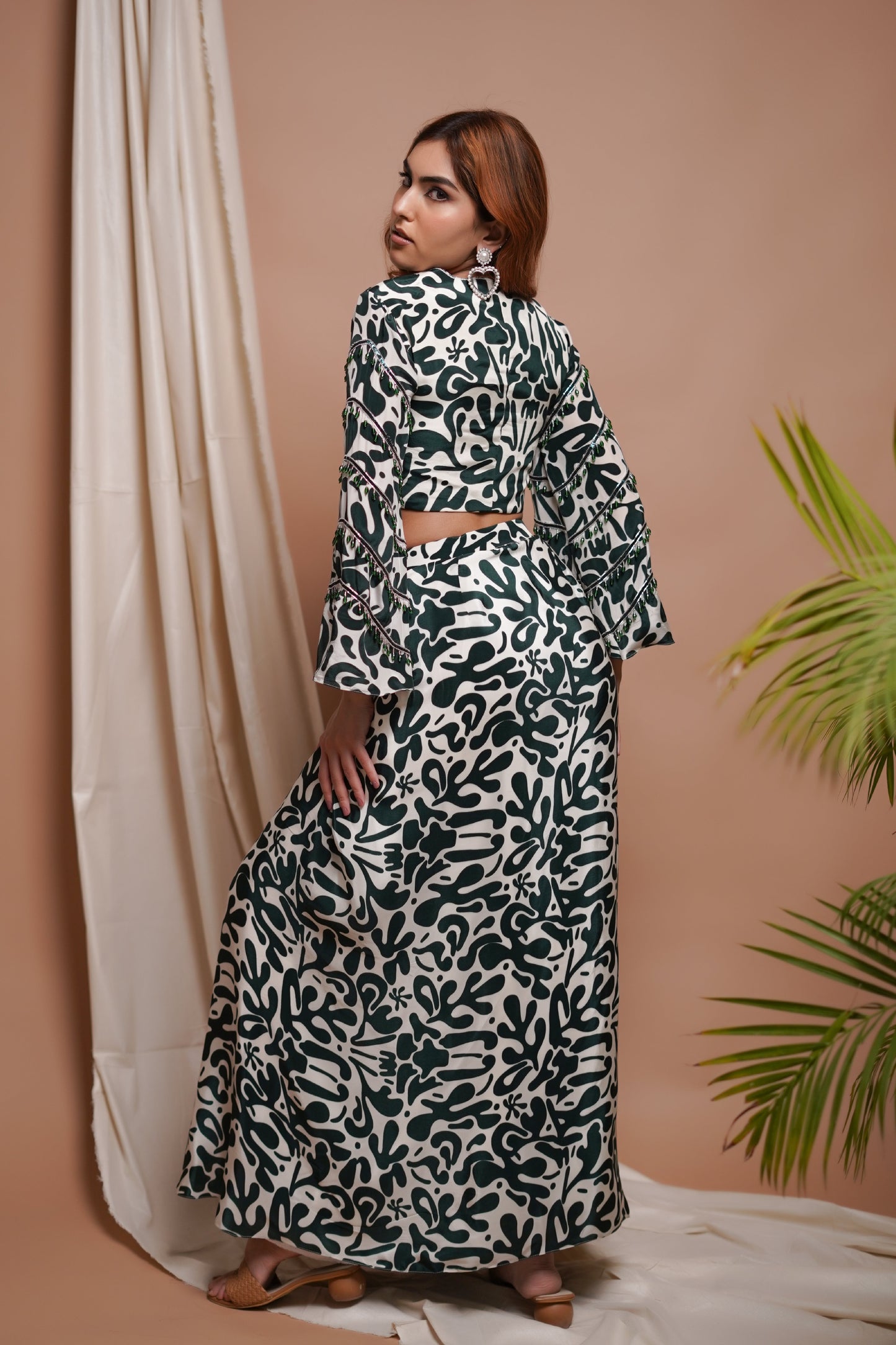 WHITE-GREEN DIGITAL PRINTED DRAPE SKIRT SET (SET OF 2)