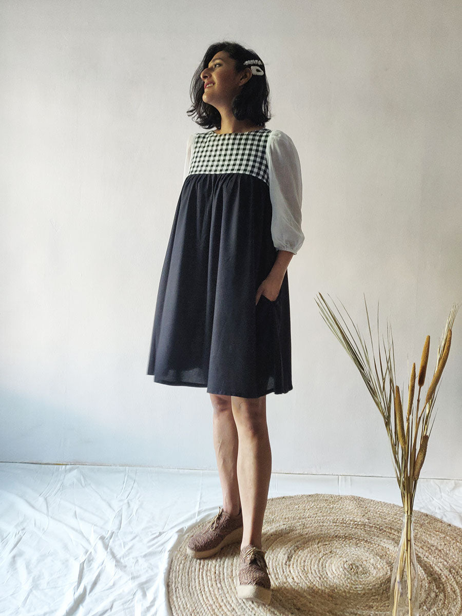 Black Flowy Dress - WhySoBlue
