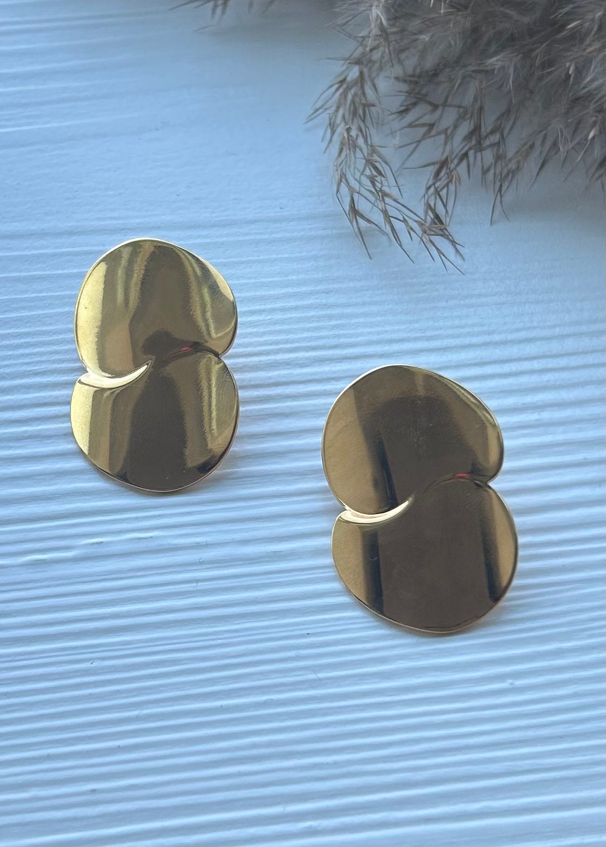 Infinity Stud earring