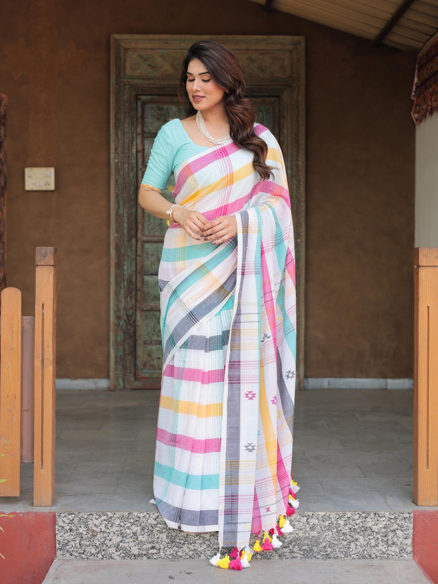 Maalti handloom saree with blouse