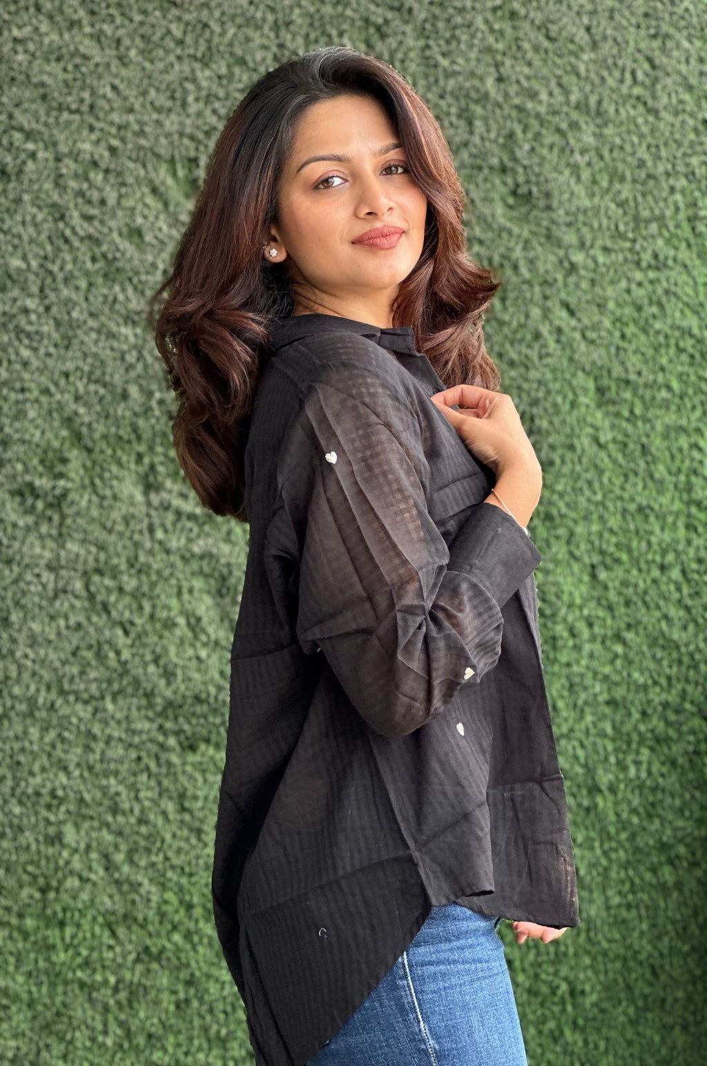 Nayeli Heart Embroidery Black Shirt