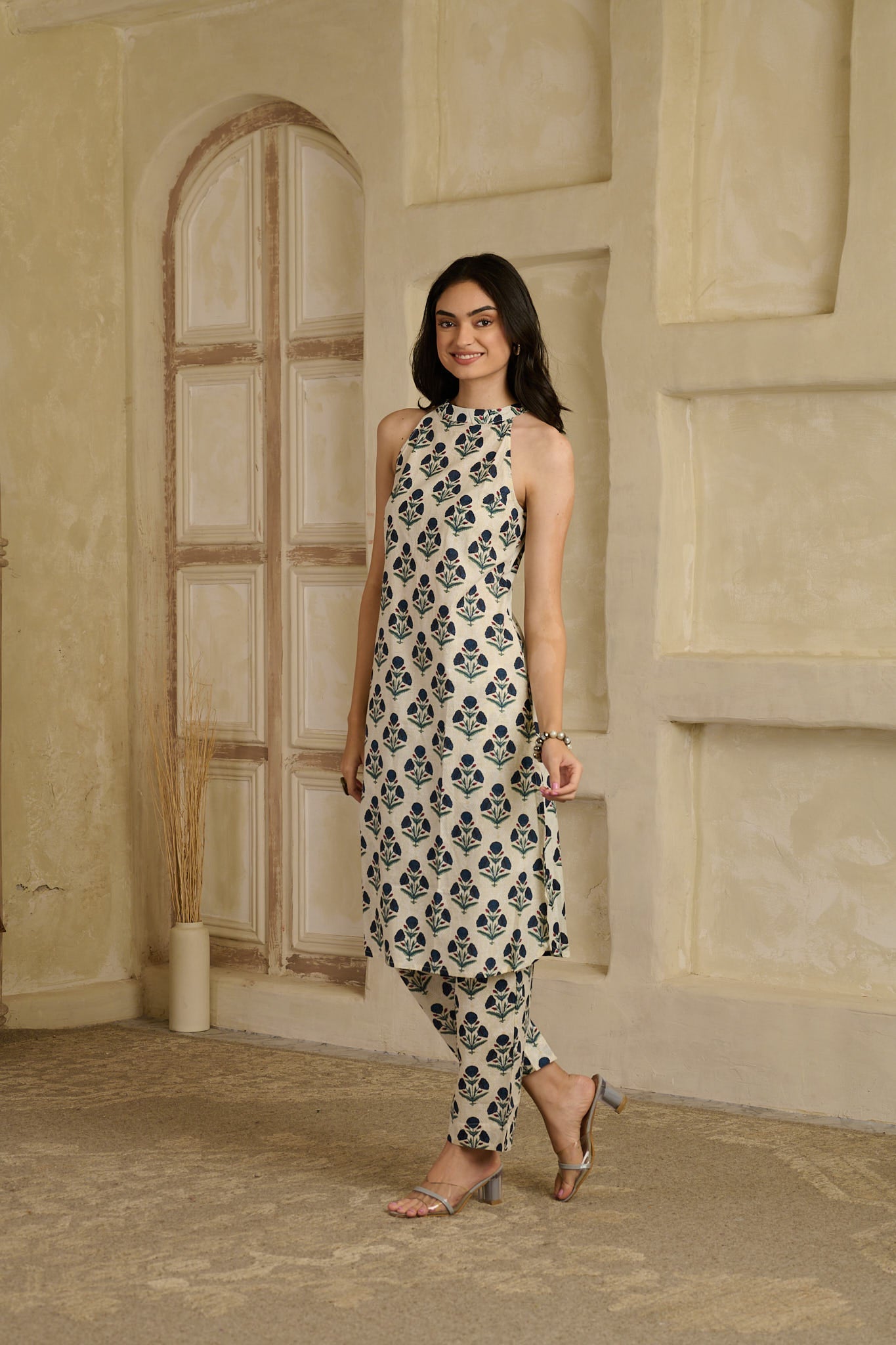 Poppy Play Halter Kurta Set (Set of 2)