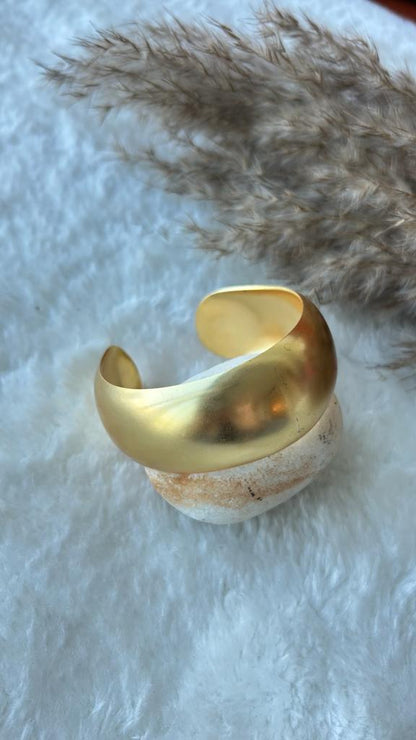 Round chunky Cuff