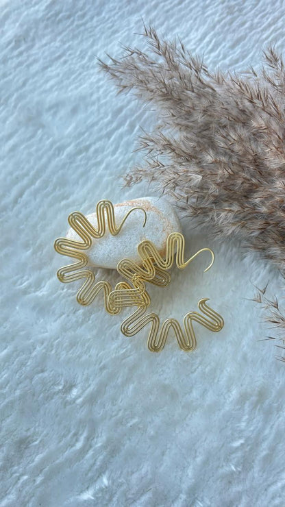 Wire earrings