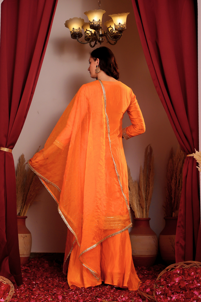 ZOHRA SHARARA SET