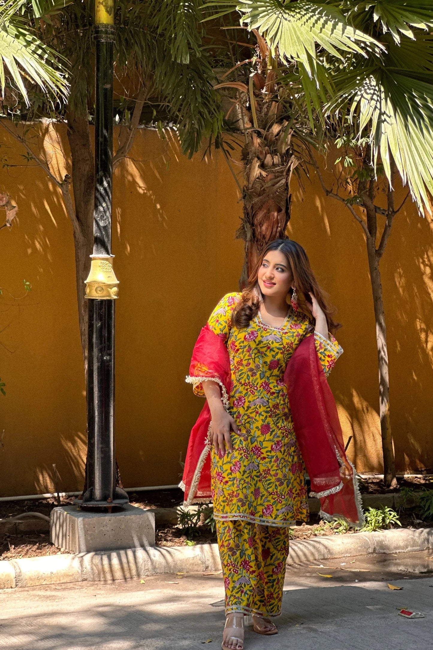 ADAKARI COTTON STRAIGHT SUIT SET