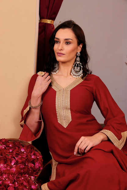 INAYA KURTA SET