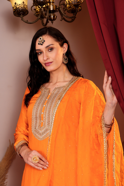 ZOHRA SHARARA SET