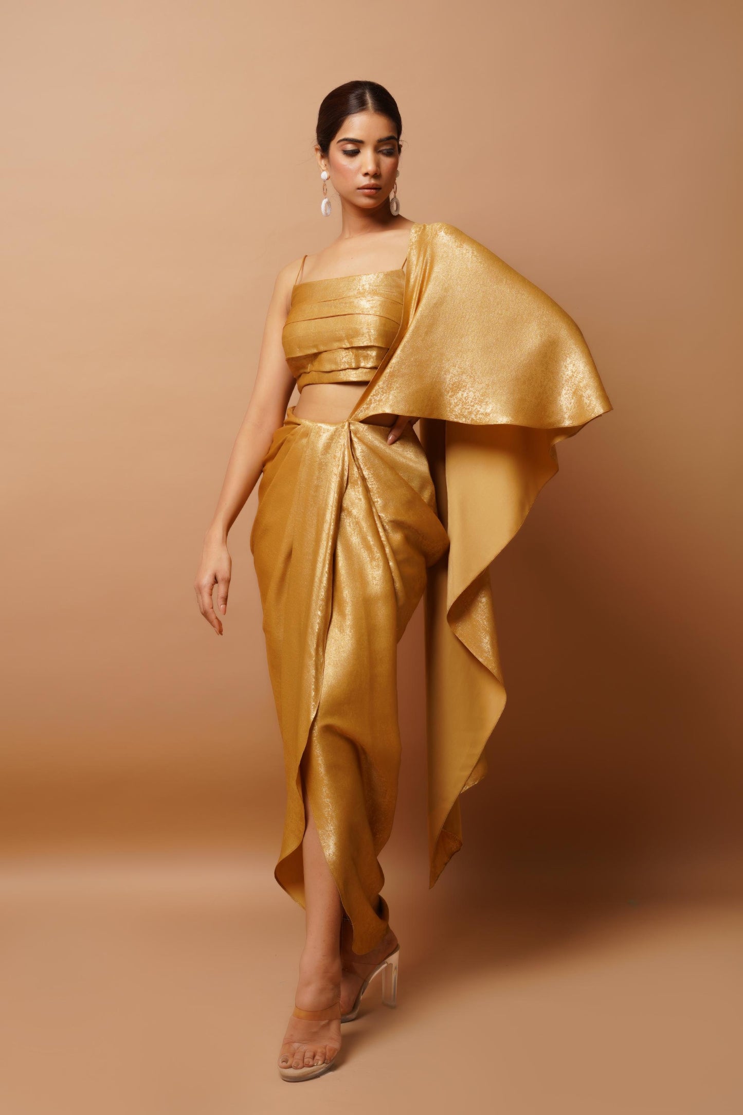 golden shimmer indo saree set Image4