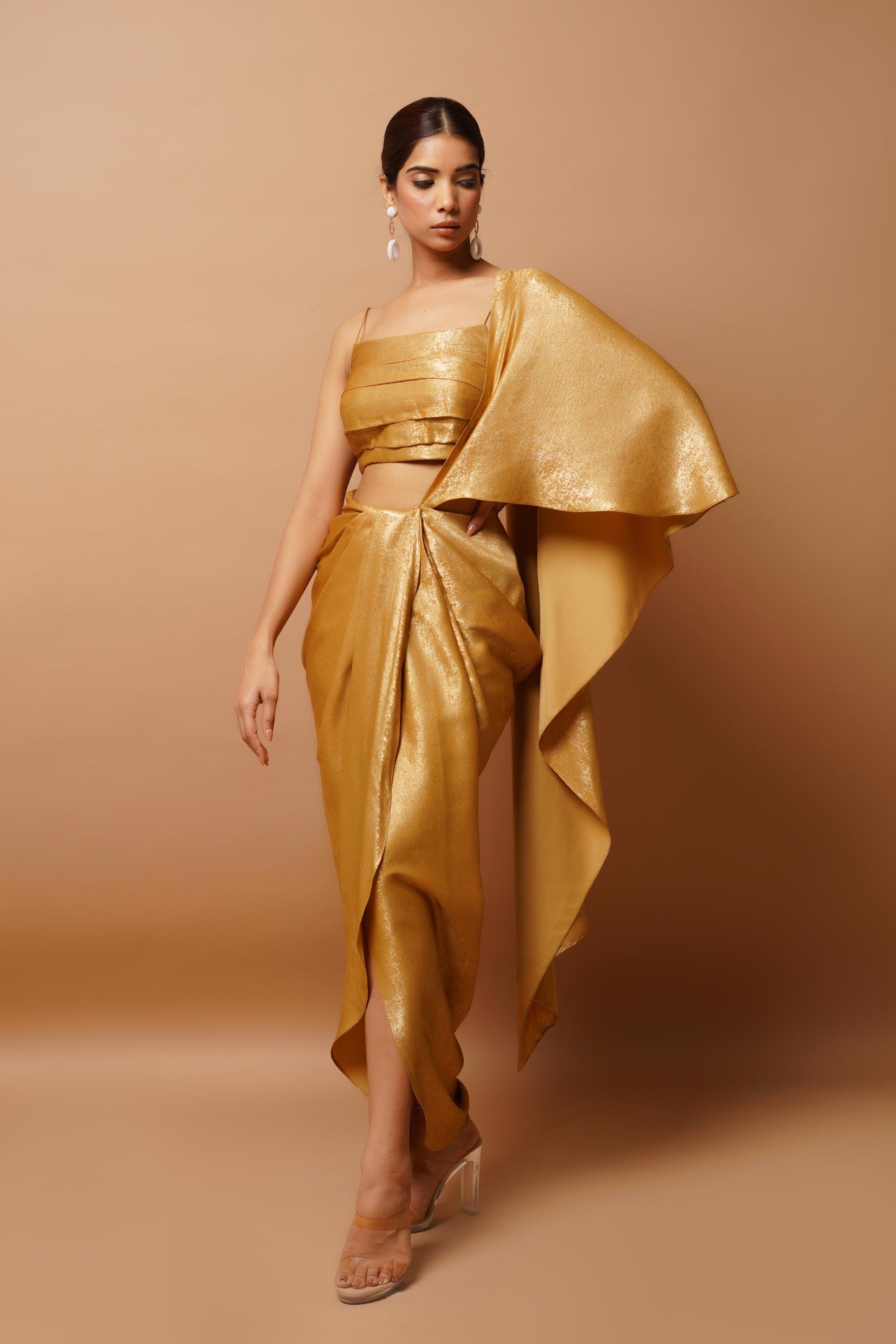 golden shimmer indo saree set Image4