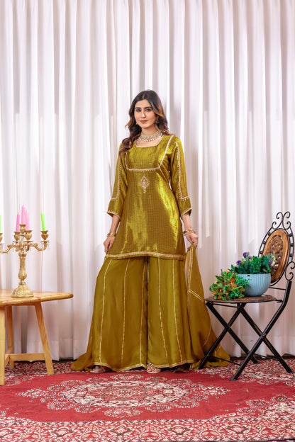 JAGGI BOOTI SILK KURTA SET