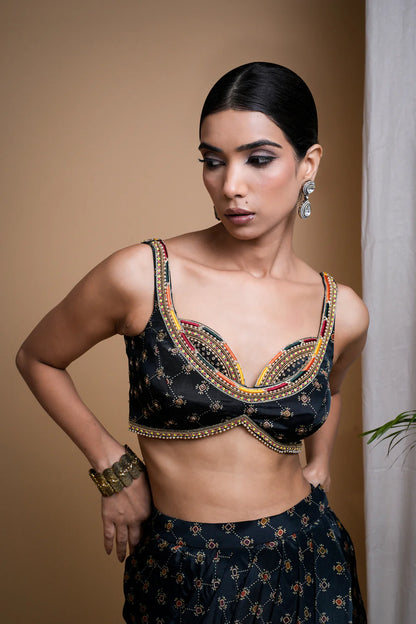 BOTTLE GREEN DIGITAL PRINT INDO DRAPE SET (SET OF 2)