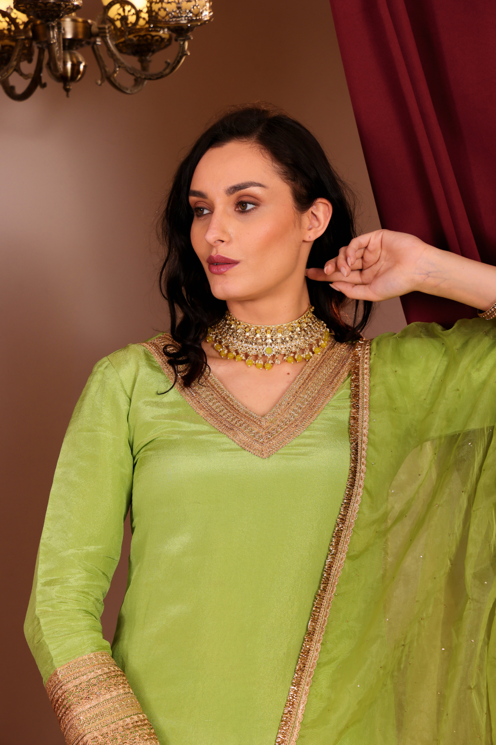 AREEBA SHARARA SET