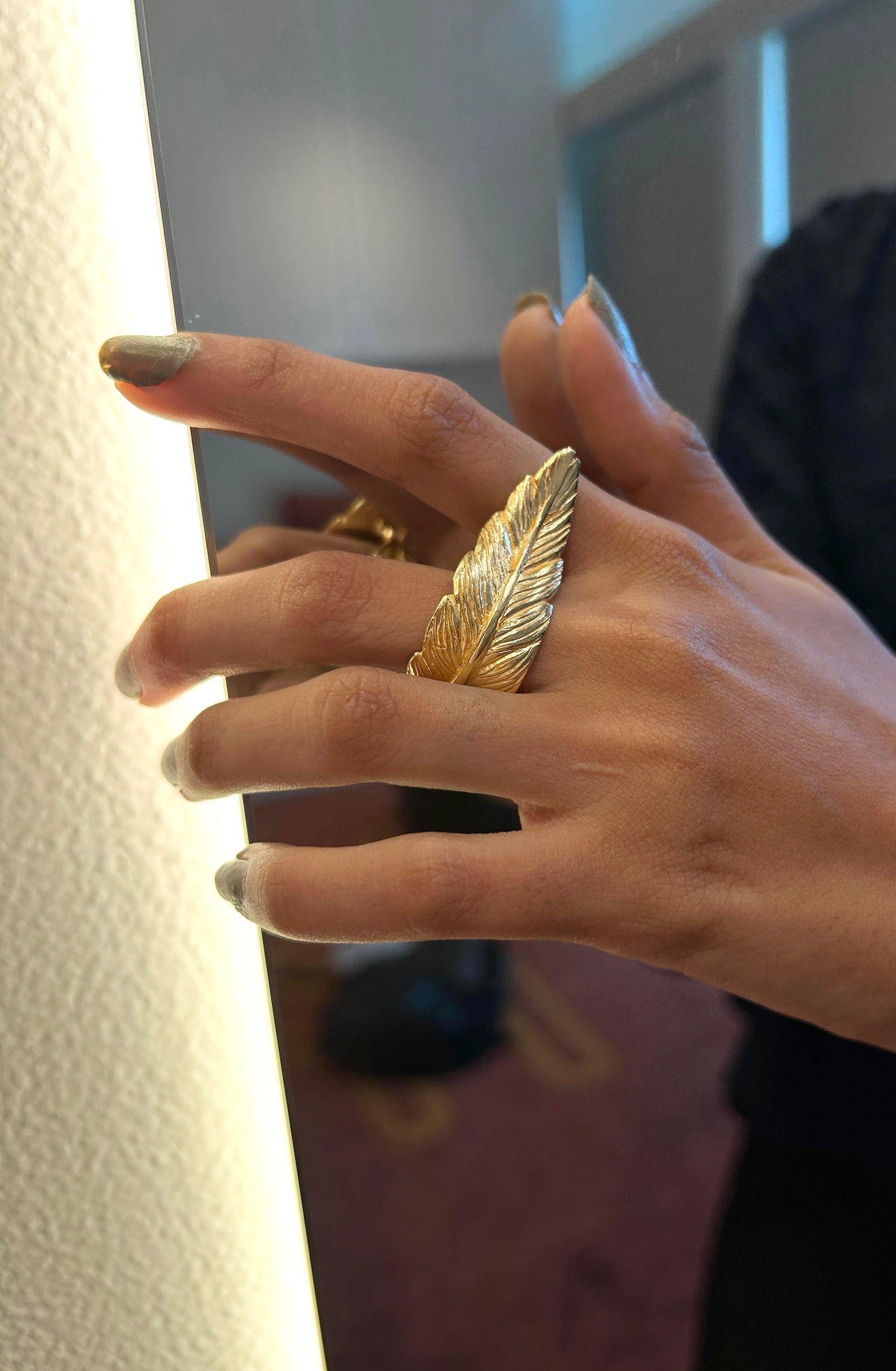Feather cuff ring