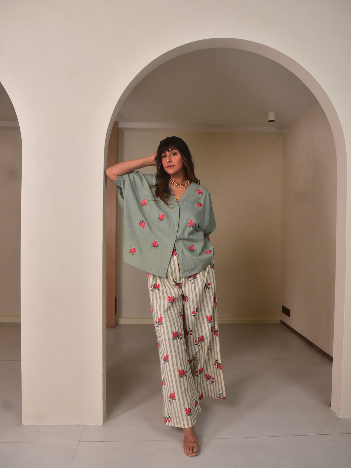 Isla Shirt - Rose Applique