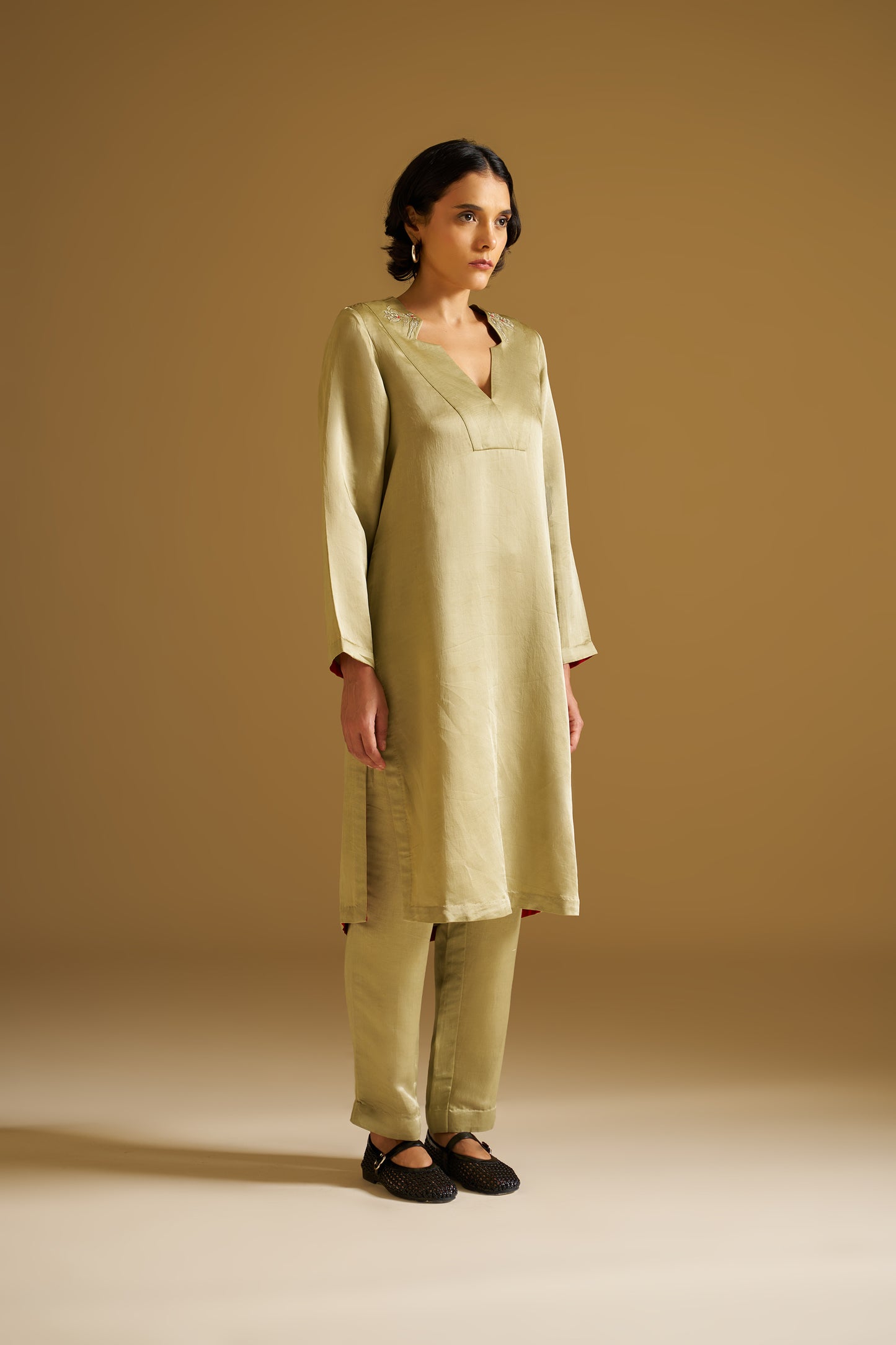 OLIVE PISTACHIO GREEN EMBROIDERED KURTA WITH PANTS