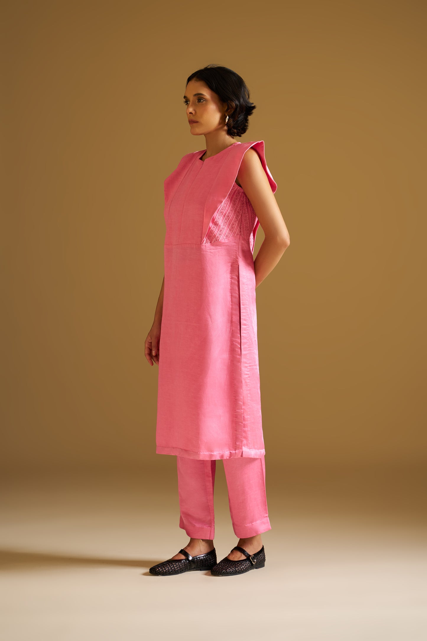 CANDY PINK EMBROIDERED TUNIC SET
