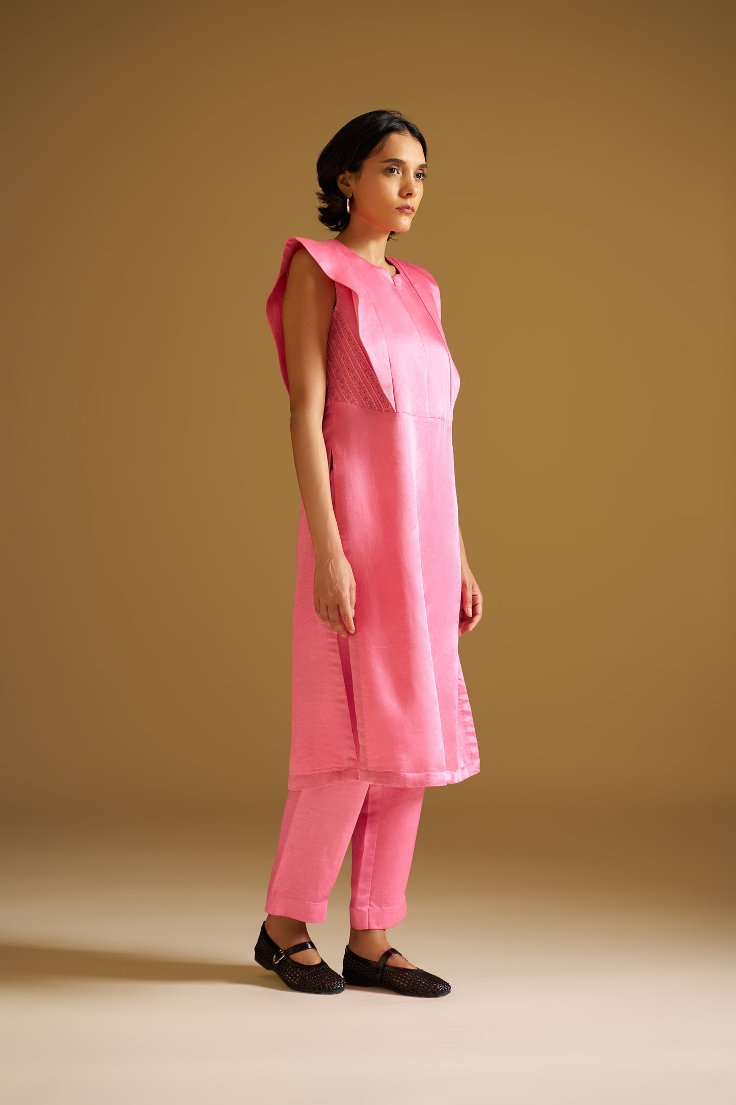 CANDY PINK EMBROIDERED TUNIC SET