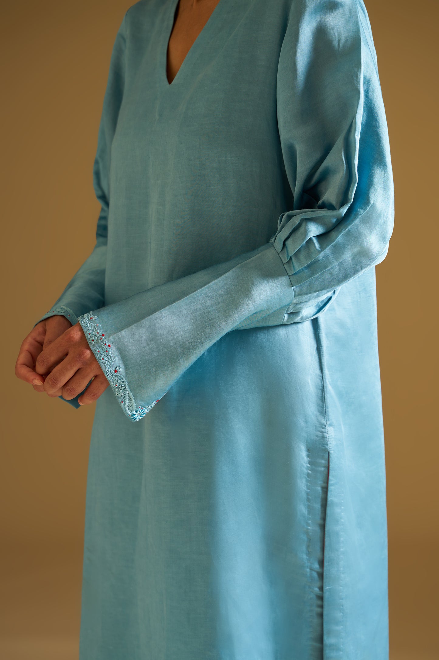 SKY BLUE EMBROIDERED KURTA WITH PANTS