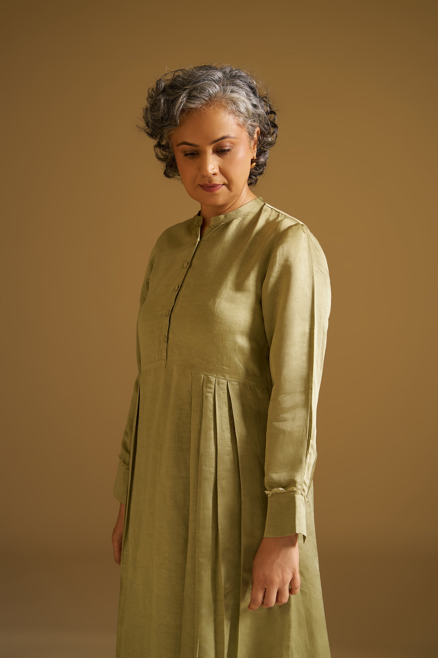 OLIVE PISTACHIO GREEN EMBROIDERED KURTA WITH PANTS