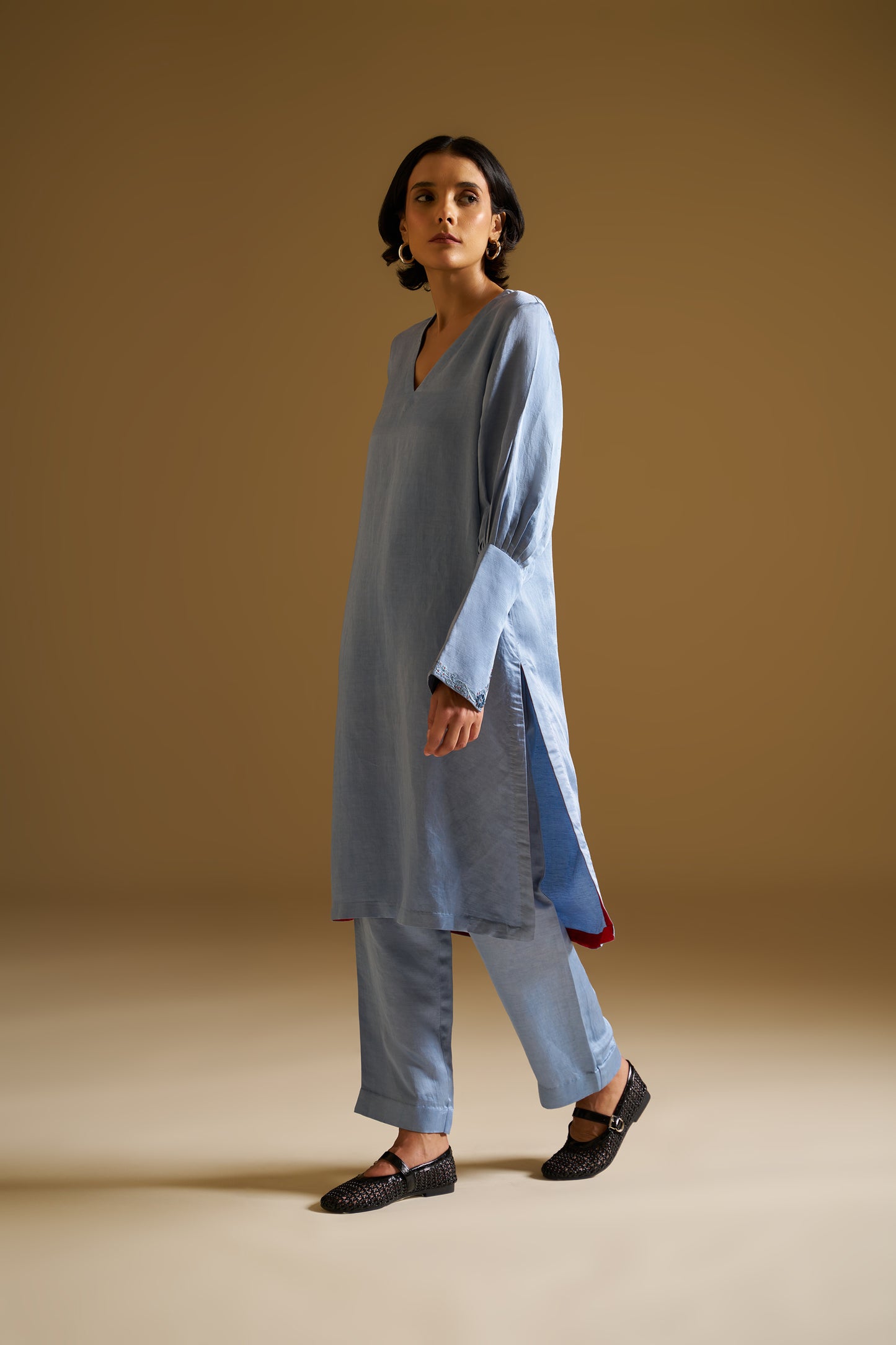 MUTED BLUE EMBROIDERED KURTA WITH PANTS