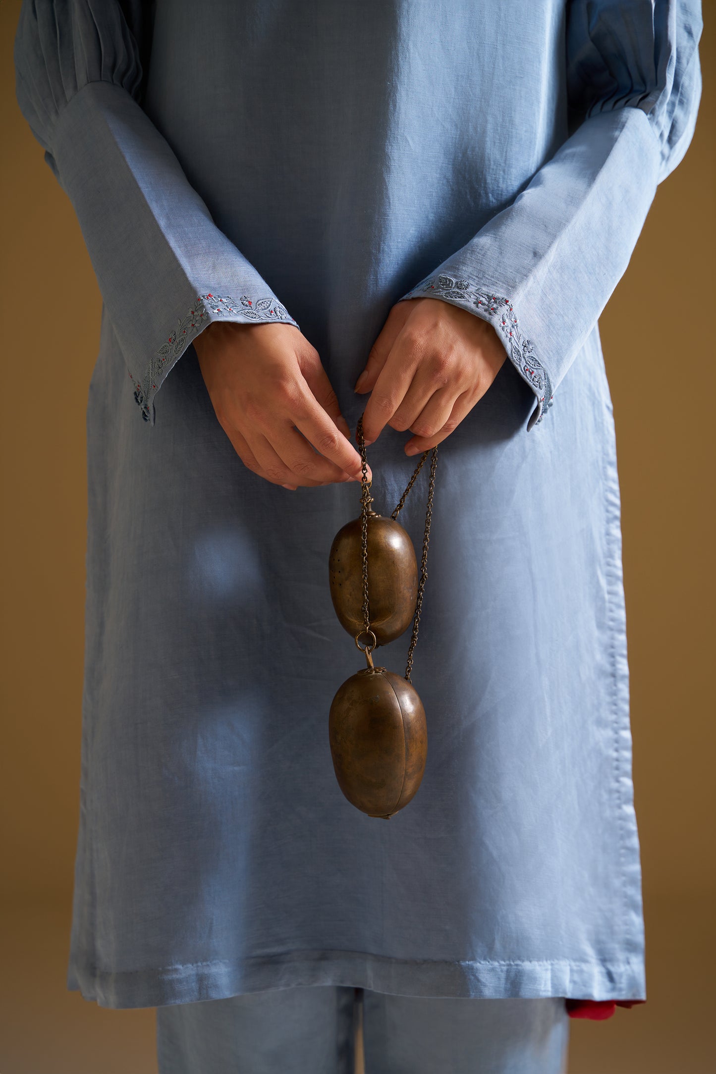 MUTED BLUE EMBROIDERED KURTA WITH PANTS
