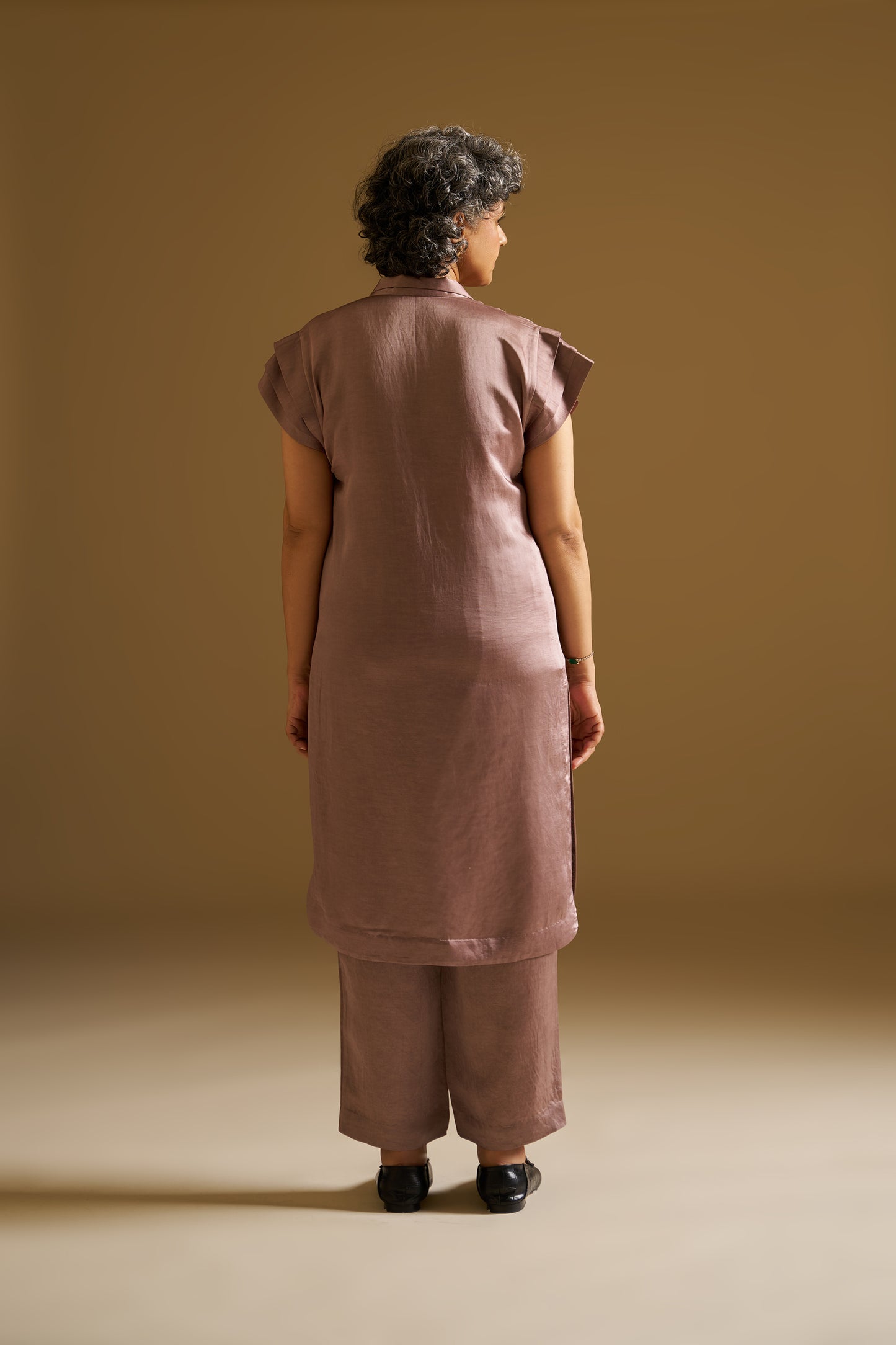 VINTAGE NUDE EMBROIDERED KURTA WITH PANTS
