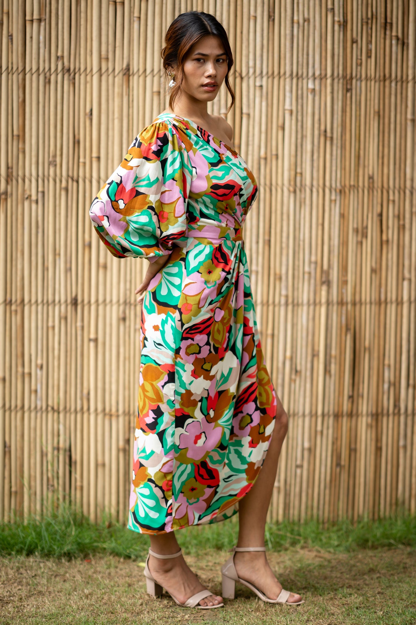 NOUR WILDFLOWER Dress side Pose