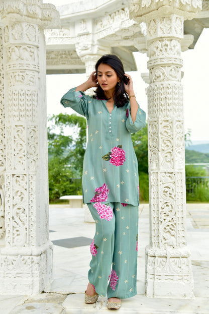 Amara Short Kurta and Pajama Set