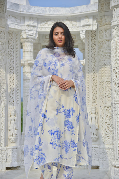 Nora Kurta and Dupatta