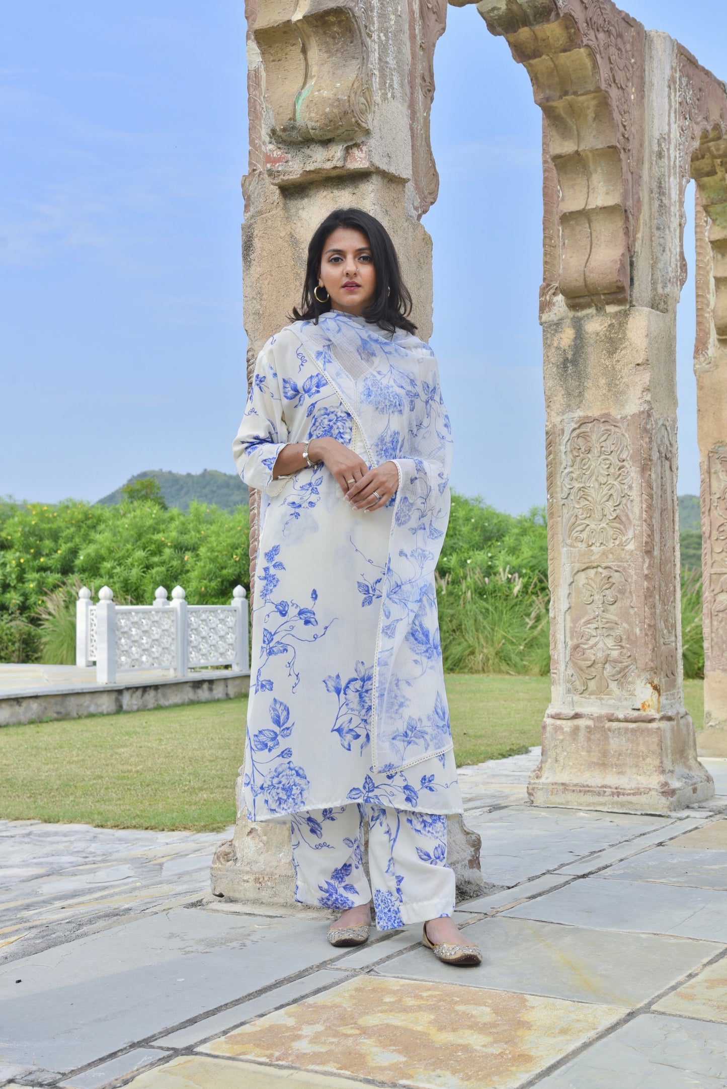 Nora Kurta Set
