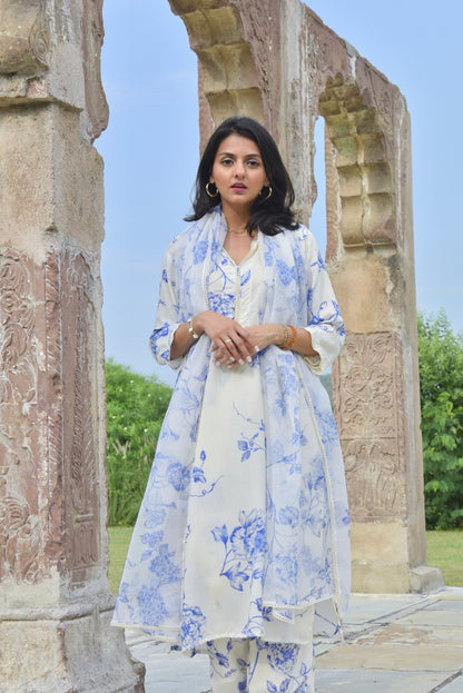 Nora Kurta and Dupatta