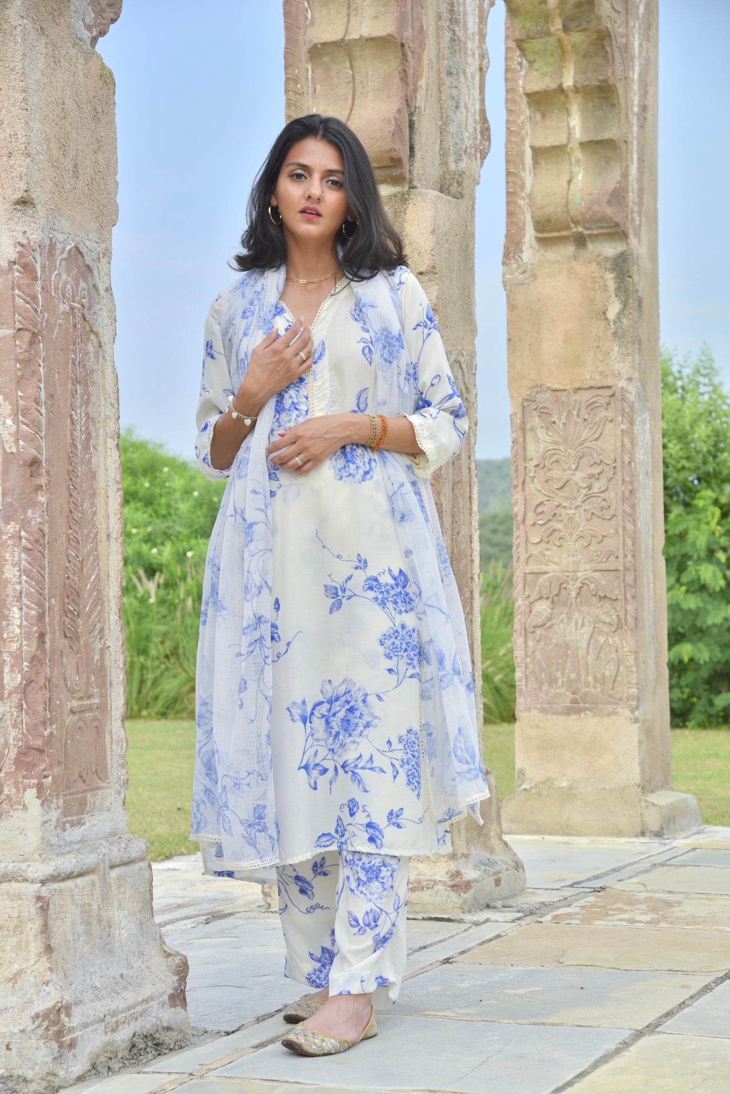 Nora Kurta Set