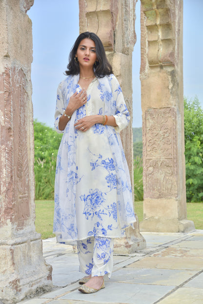Nora Kurta Set