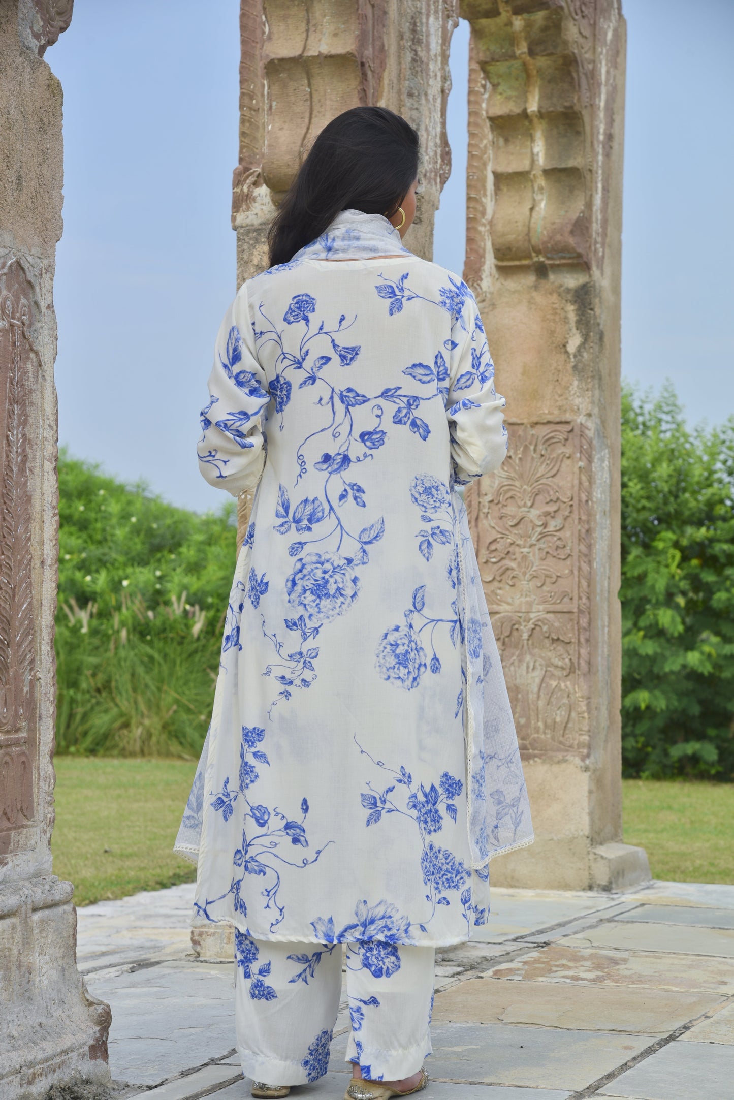 Nora Kurta And Pajama