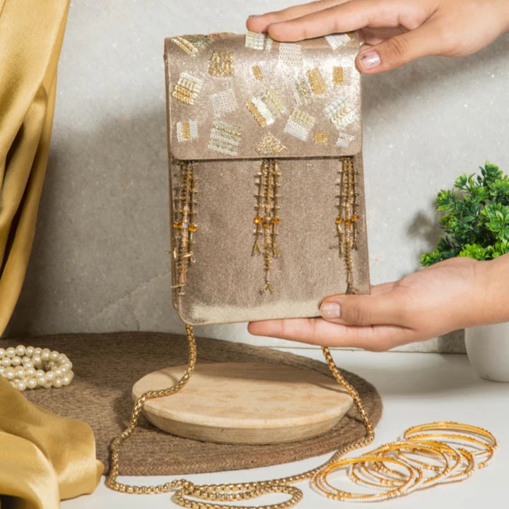 Nagma clutch
