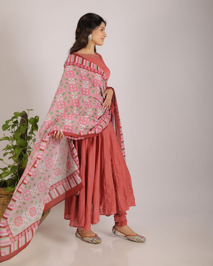 Flora Bloom Kurta, Pant & Dupatta Set.