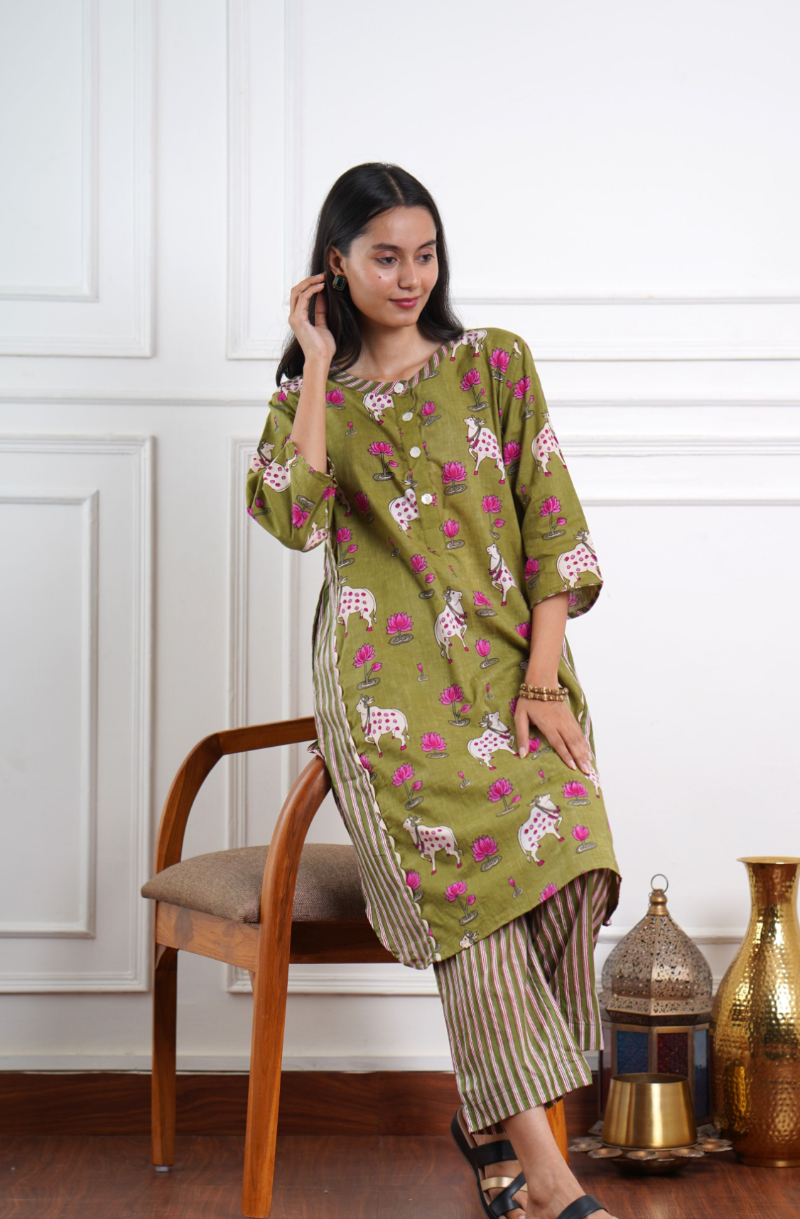 Pichwai Olive Kurta Set