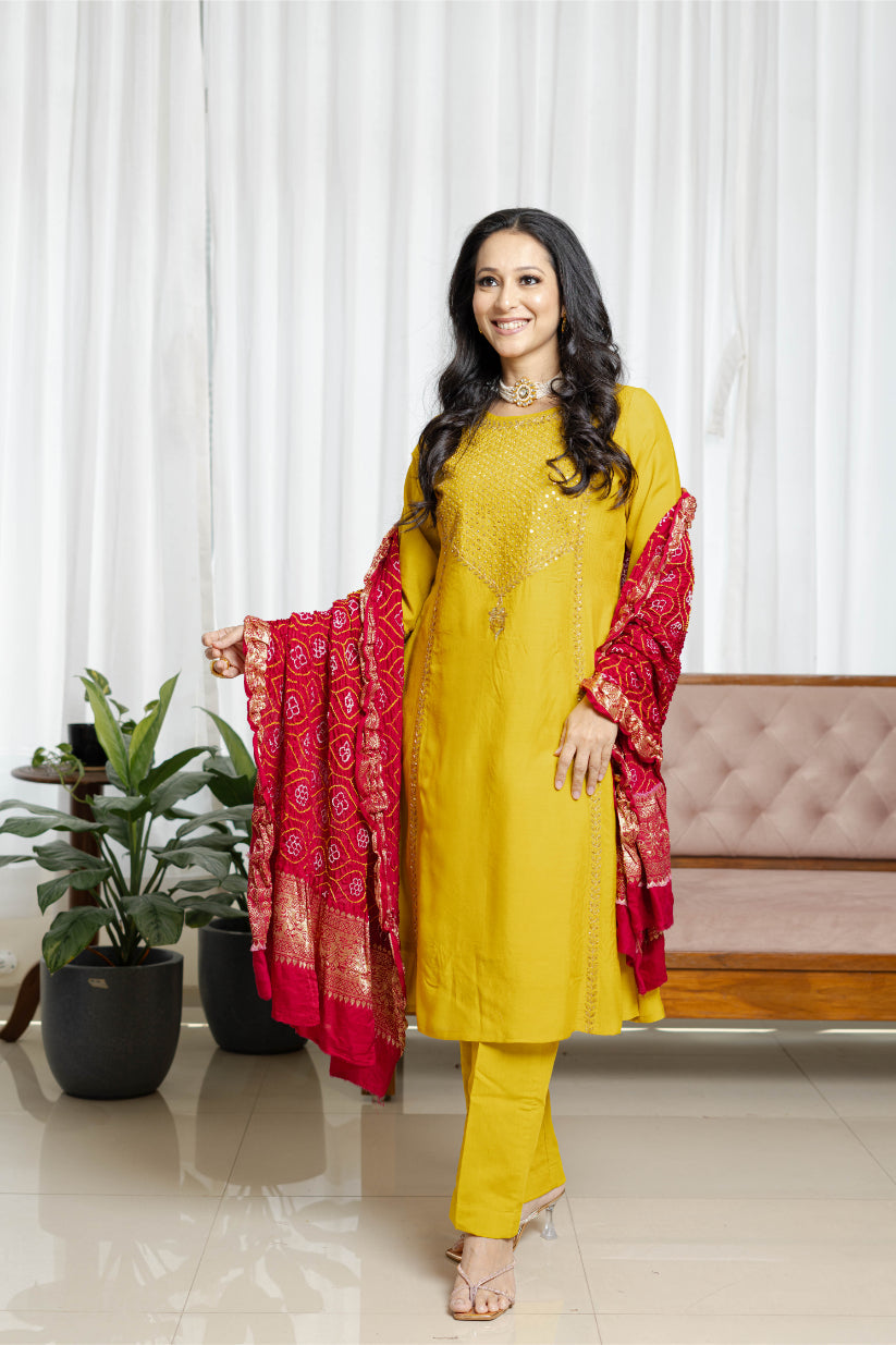 Mustard Kurta Set with Bandhani Charm
