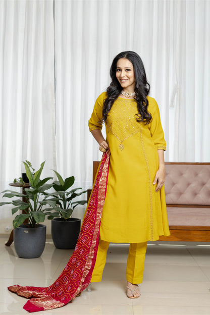 Mustard Kurta Set with Bandhani Charm