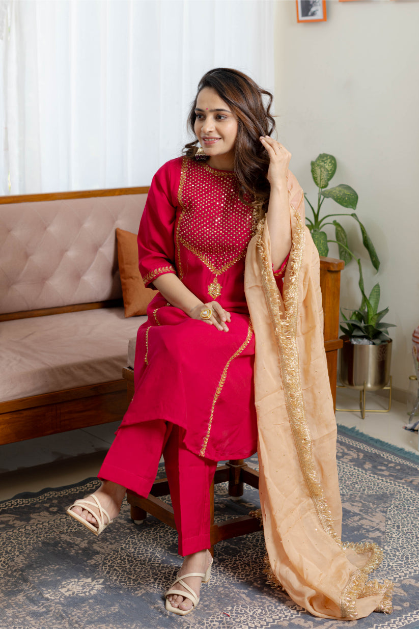 "Riwaayat" - Deep Pink Festive Suit Set