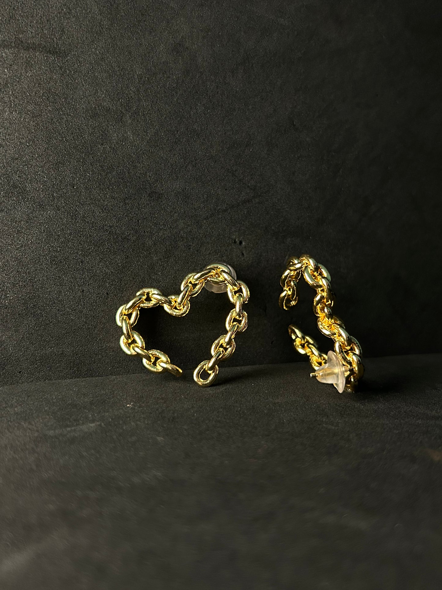 Chain Heart Studs