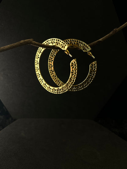 Lotus hoops