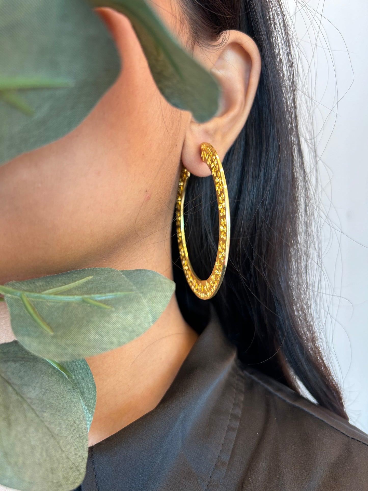 Lotus hoops