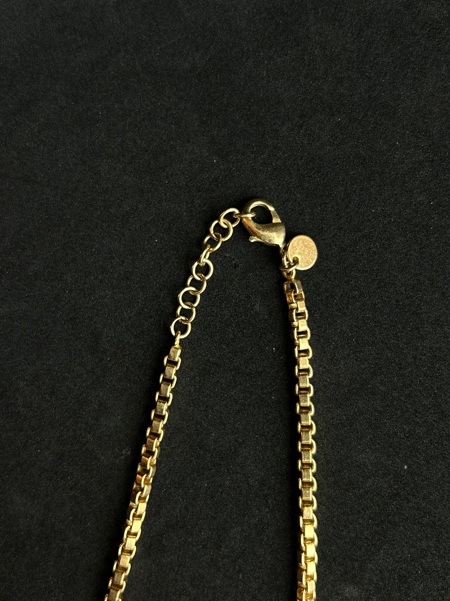 Amour boxy chain