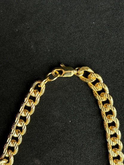 Textured Cubans Chain