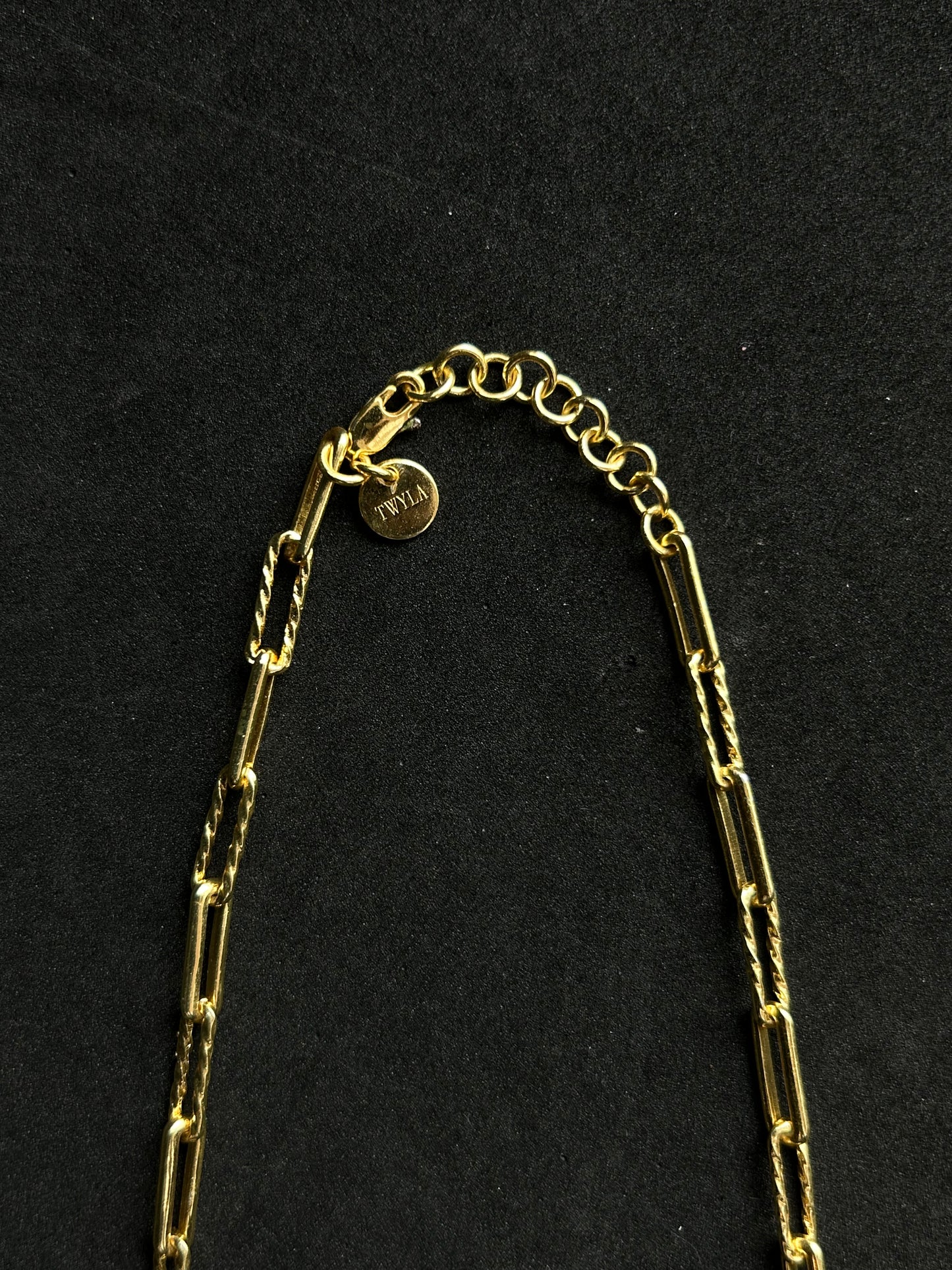 Amour textured link chain