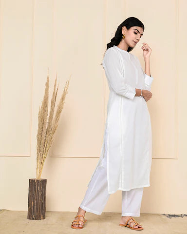 Shokhi kurta