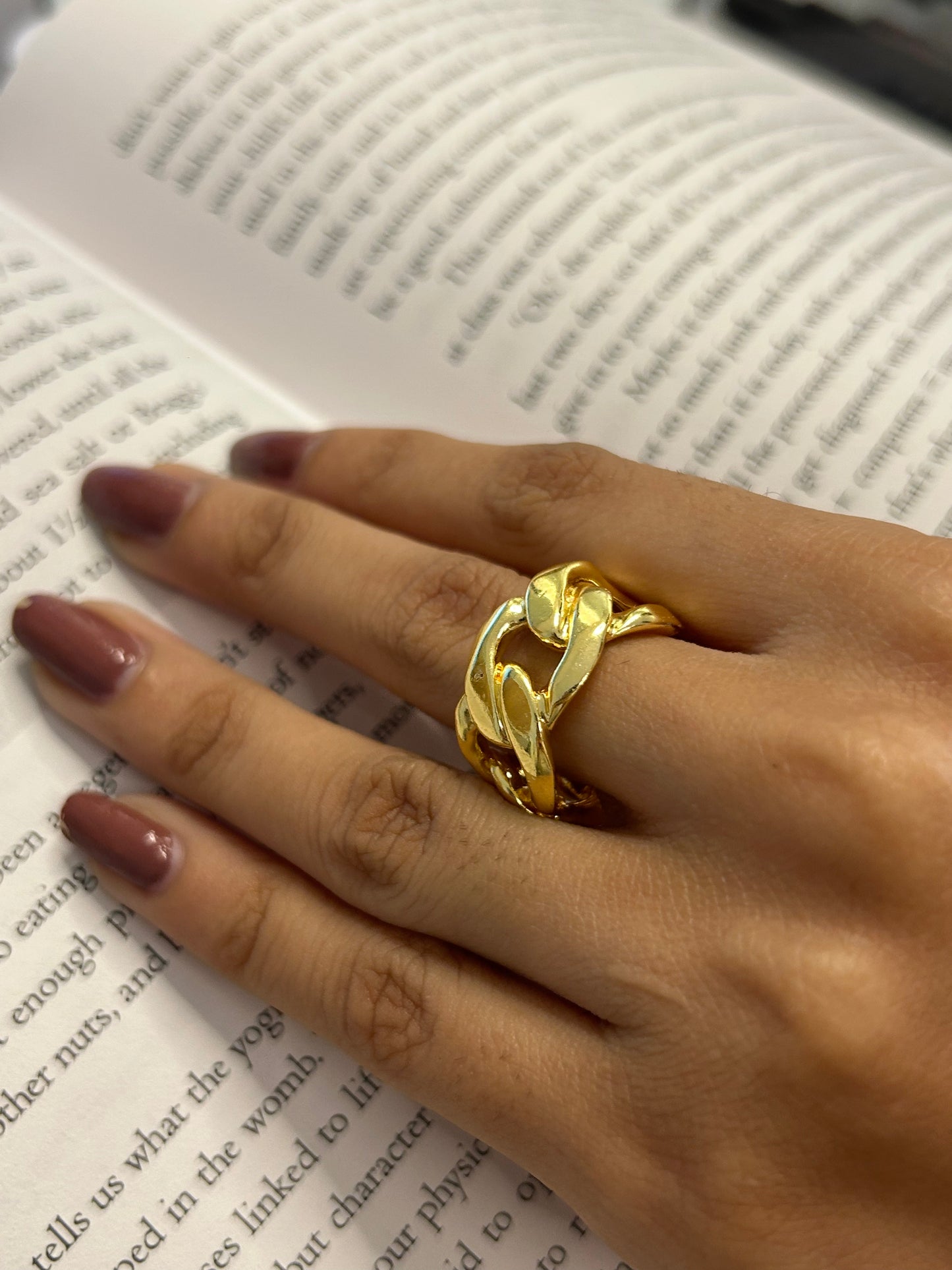Amour chain ring